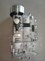 ТНВД (топливный насос высокого давления) двигателя Yuchai YC6108G, YC6B125 оригинал (340-1111100C-493, 340-1111010A-493, 4110001552003, 4110000562007, 6P110, B6AD54-Z)