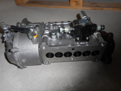 ТНВД (топливный насос высокого давления) оригинал двигателя Shanghai C6121ZG57 BP5854, P10Z005 