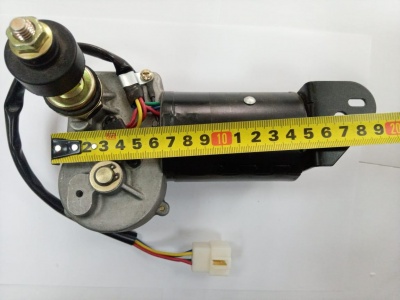 Моторчик стеклоочистителя (4 контакта, 1 вал)  ZD2430, 802101246